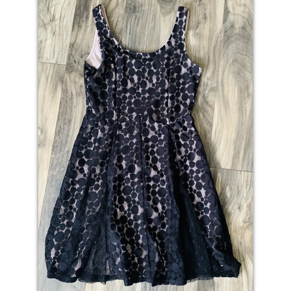 Disney Minnie Rocks the Dots Med Dress Black Lace - Picture 3 of 6